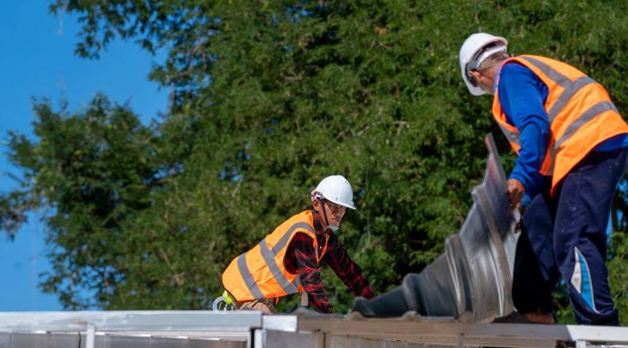 Expert new roof installation services in Crescent, IA